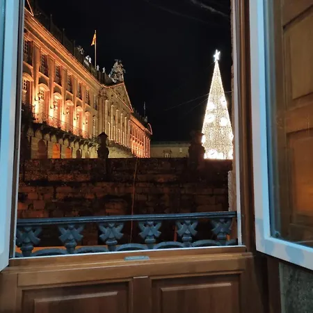 Con Vistas A La Catedral Σαντιάγο ντε Κομποστέλα